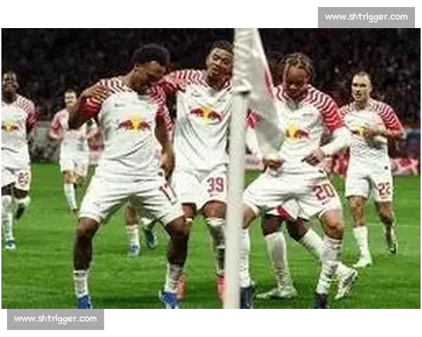 活塞鏖战76人青春风暴对决巨星经验赛场火花四溅攻防博弈引爆关注焦点